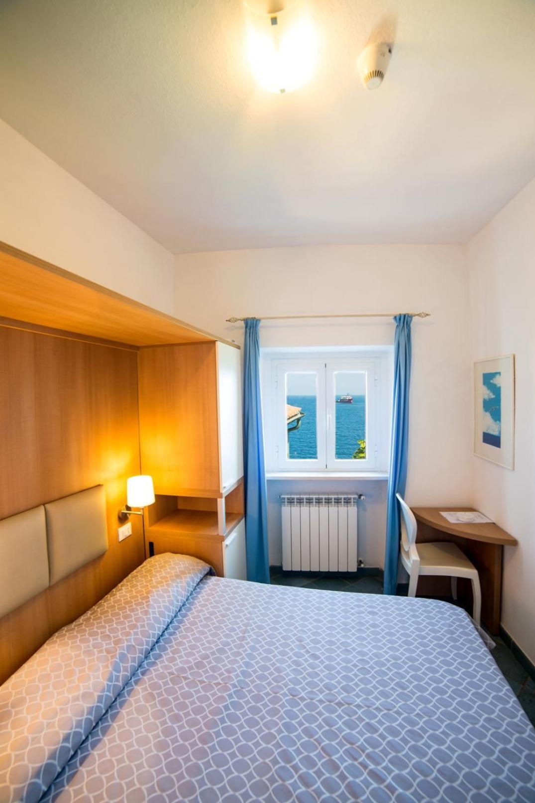 Hotel Saraceno Giglio Porto Szoba fotó